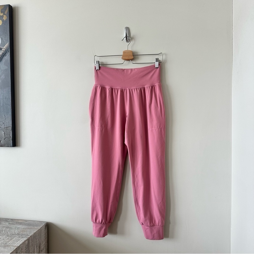 ATHLETA-SALUTATION HIGH RISE JOGGER-In Rose Pink (Size:Medium Petite) - Picture 5 of 12